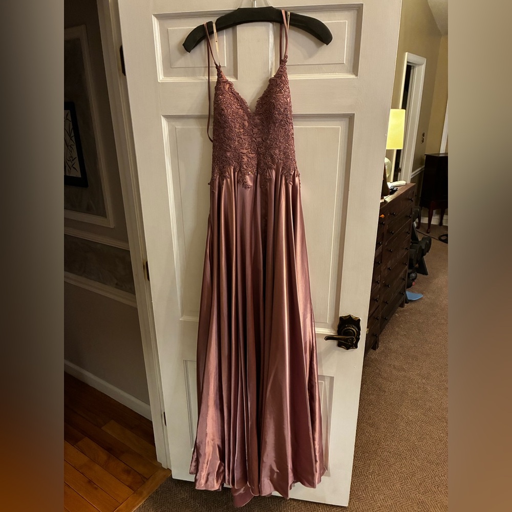 Women’s Faviana Glamour Brand Rose Gold Satin Evening Dress Size 0